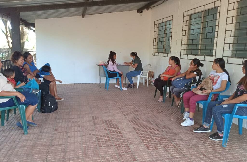 Fundación Esperanza observa las consultas de atención primaria, controles infantiles, nutricionales y prenatales en el centro de salud de ADIC de Tacuba