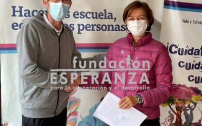 Fundación Esperanza firma un Acuerdo de Colaboración con el Colegio Virgen de Regla (FEC) de Chipiona